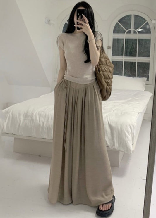 Elegantly Styled Pants for Everyday Wear