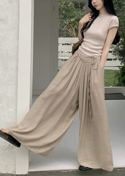 Elegantly Styled Pants for Everyday Wear