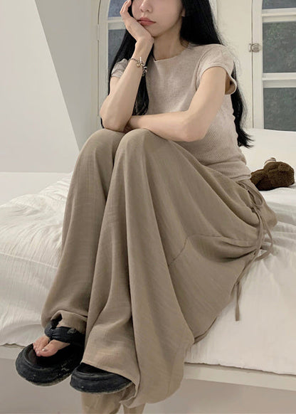 Elegantly Styled Pants for Everyday Wear
