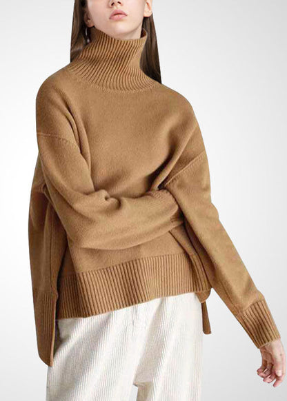 Elegantly Styled Pullover for Everyday Wear