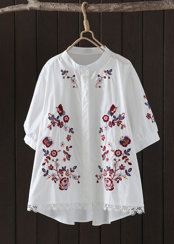 Beautifully Crafted Blouse in a Classic Style