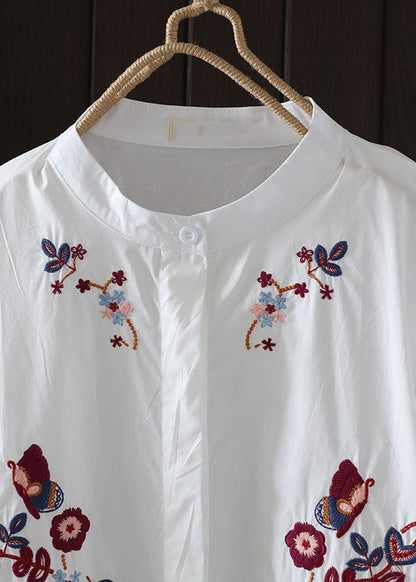 Beautifully Crafted Blouse in a Classic Style