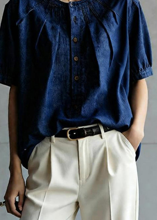Classic Vintage Top with a Flattering Fit