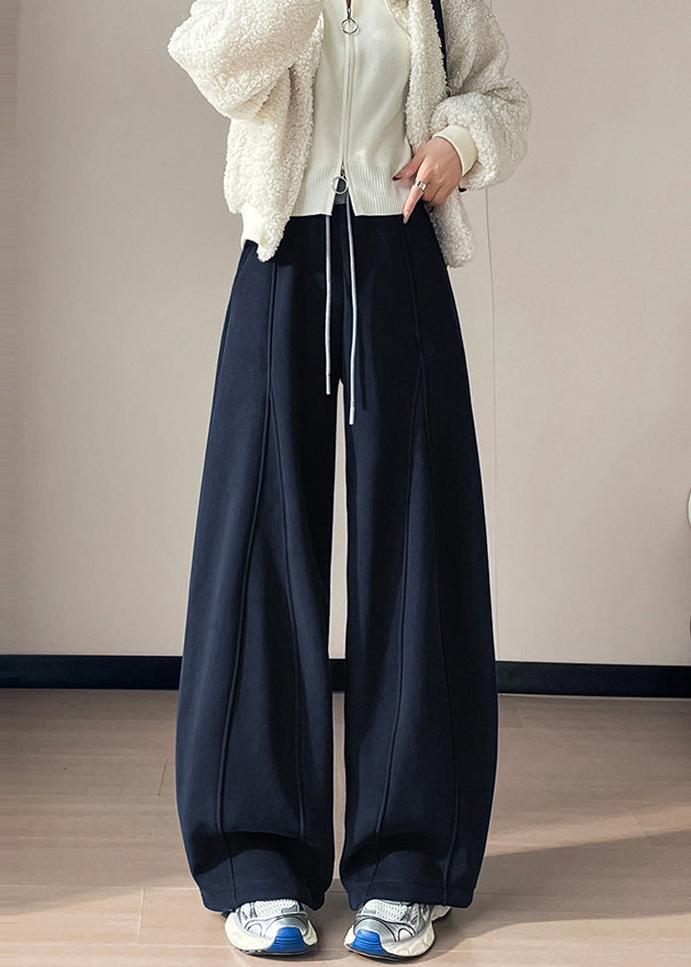 Classic Vintage Pants with a Flattering Fit