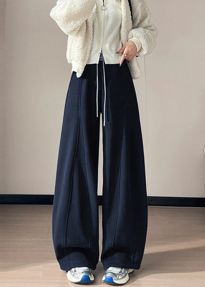 Classic Vintage Pants with a Flattering Fit