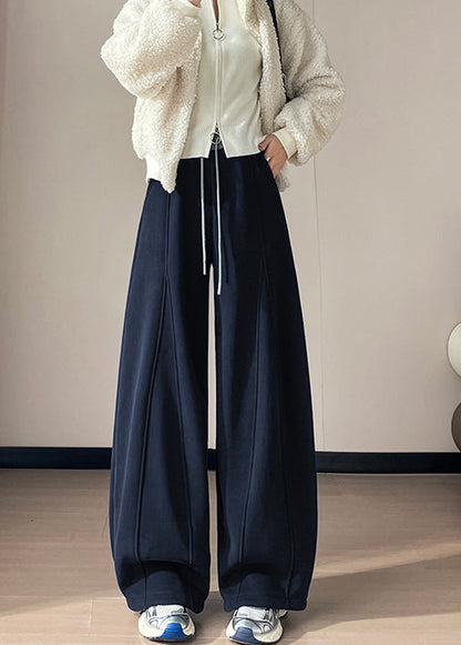 Classic Vintage Pants with a Flattering Fit