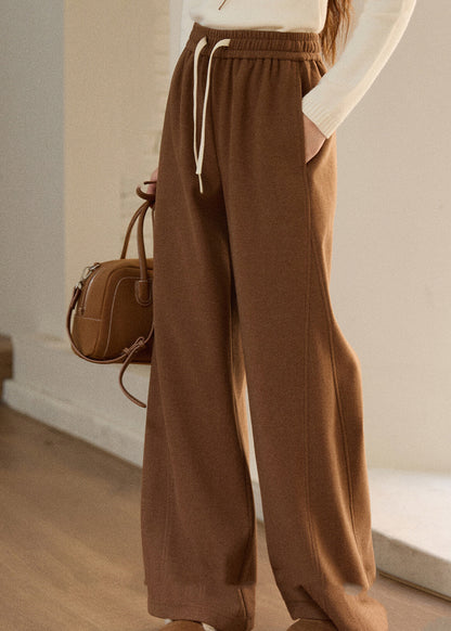 Well Tailored Pants with a Graceful Silhouette
