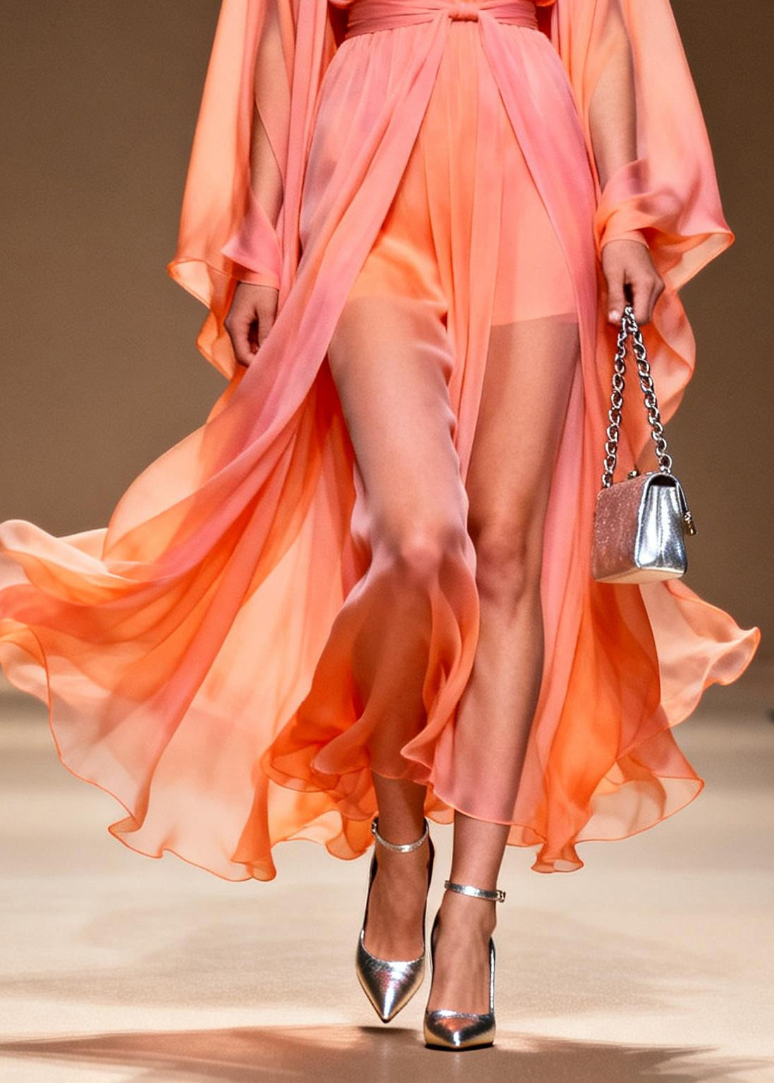 Well Tailored Dress with a Graceful Silhouette