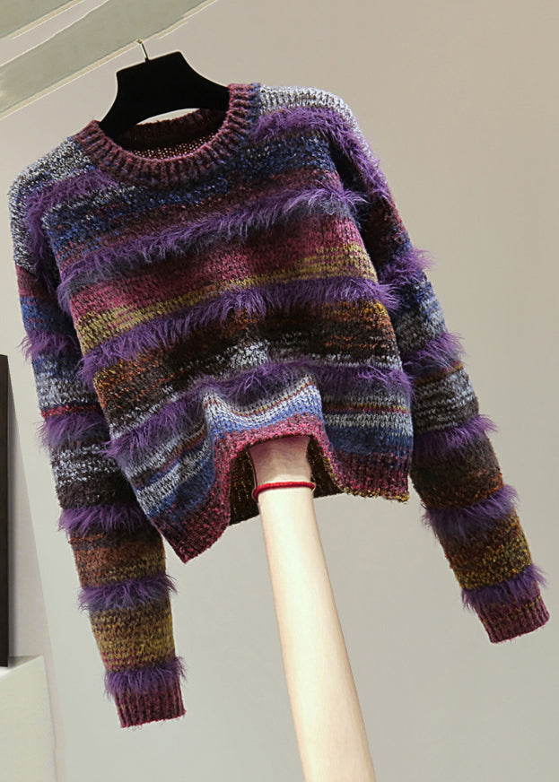 Classic Vintage Sweater with a Flattering Fit