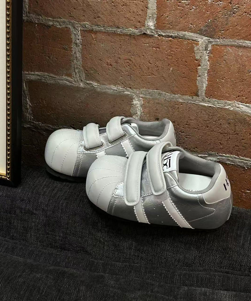 Graceful Orthopedic Shoes for Modern Look