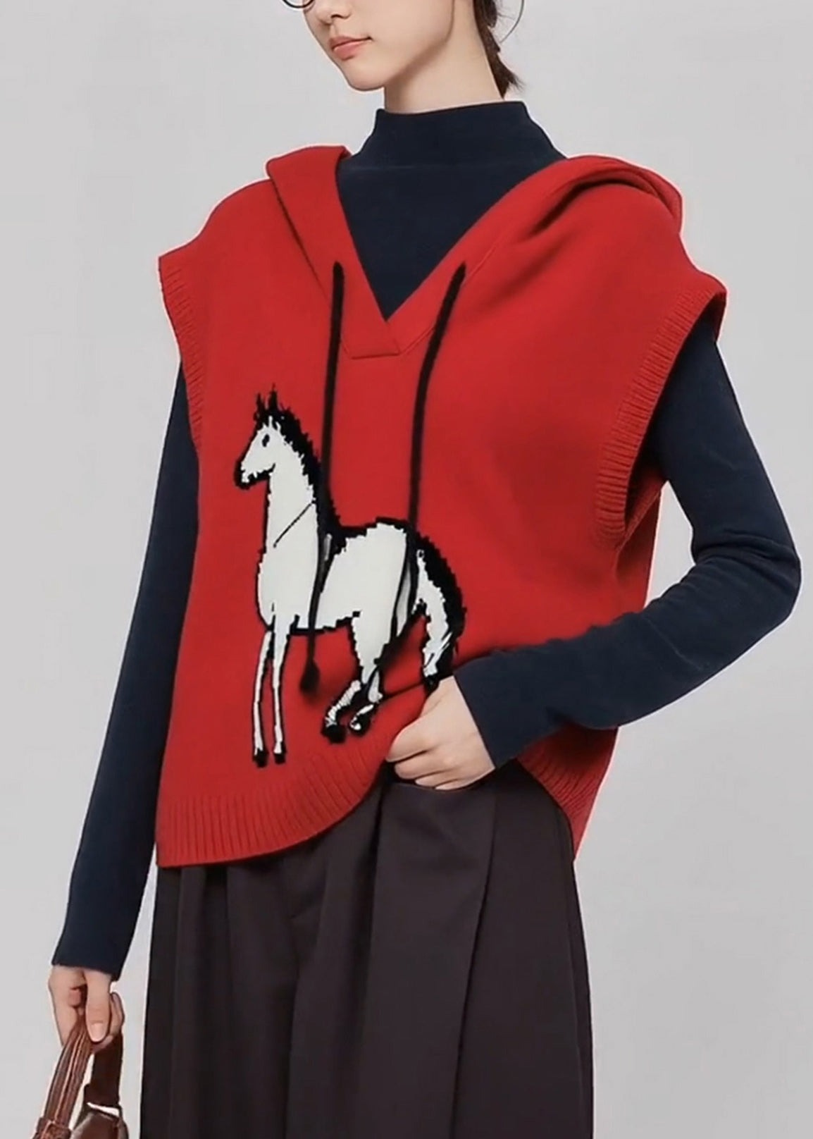 Effortlessly Elegant Garment with a Timeless Design