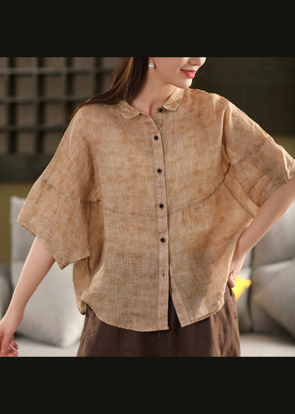 Classic Vintage Blouse with a Flattering Fit