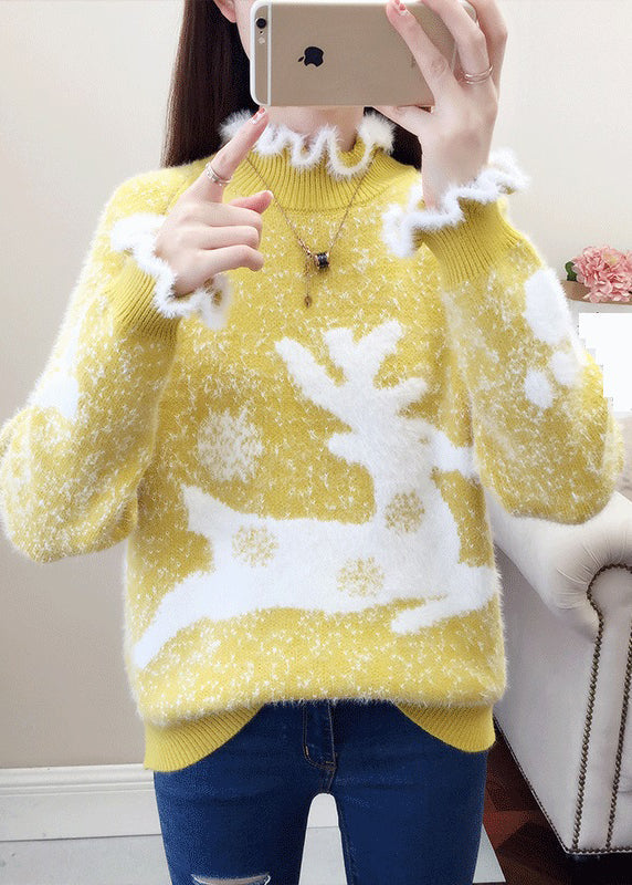 Effortlessly Elegant Sweater with a Timeless Design