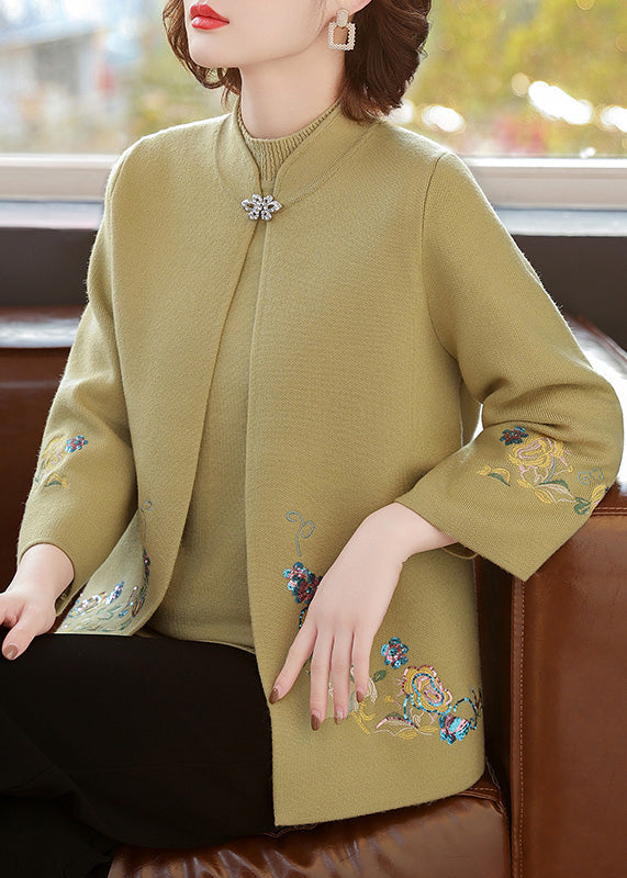 Classic Vintage & Enduringly Stylish Cardigan
