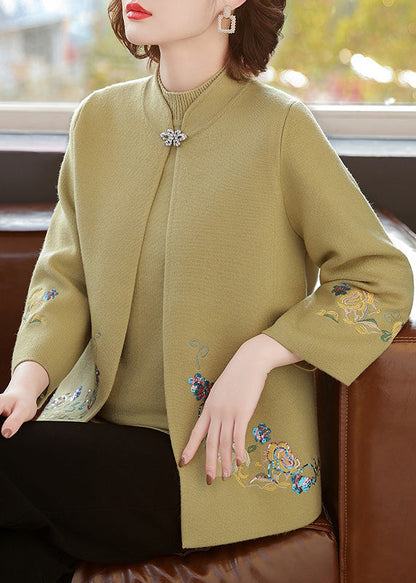 Classic Vintage & Enduringly Stylish Cardigan
