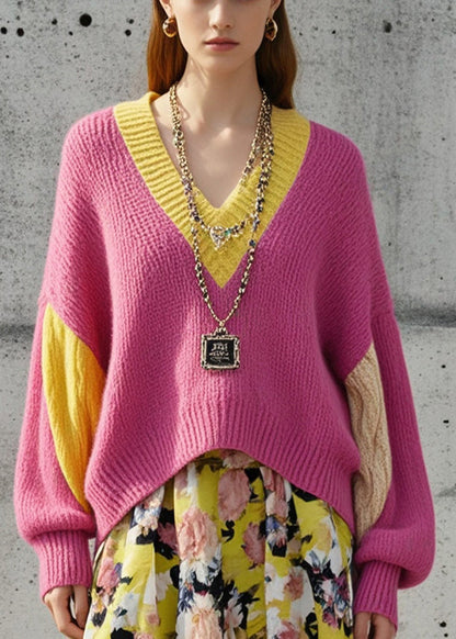 Well Tailored Sweater with a Graceful Silhouette