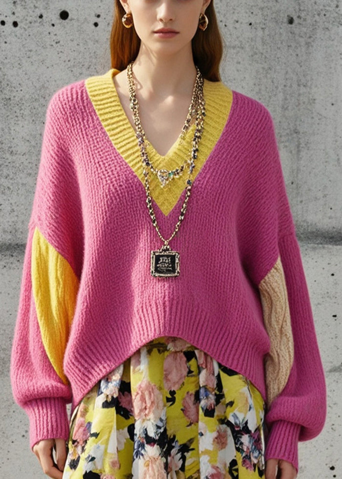 Well Tailored Sweater with a Graceful Silhouette