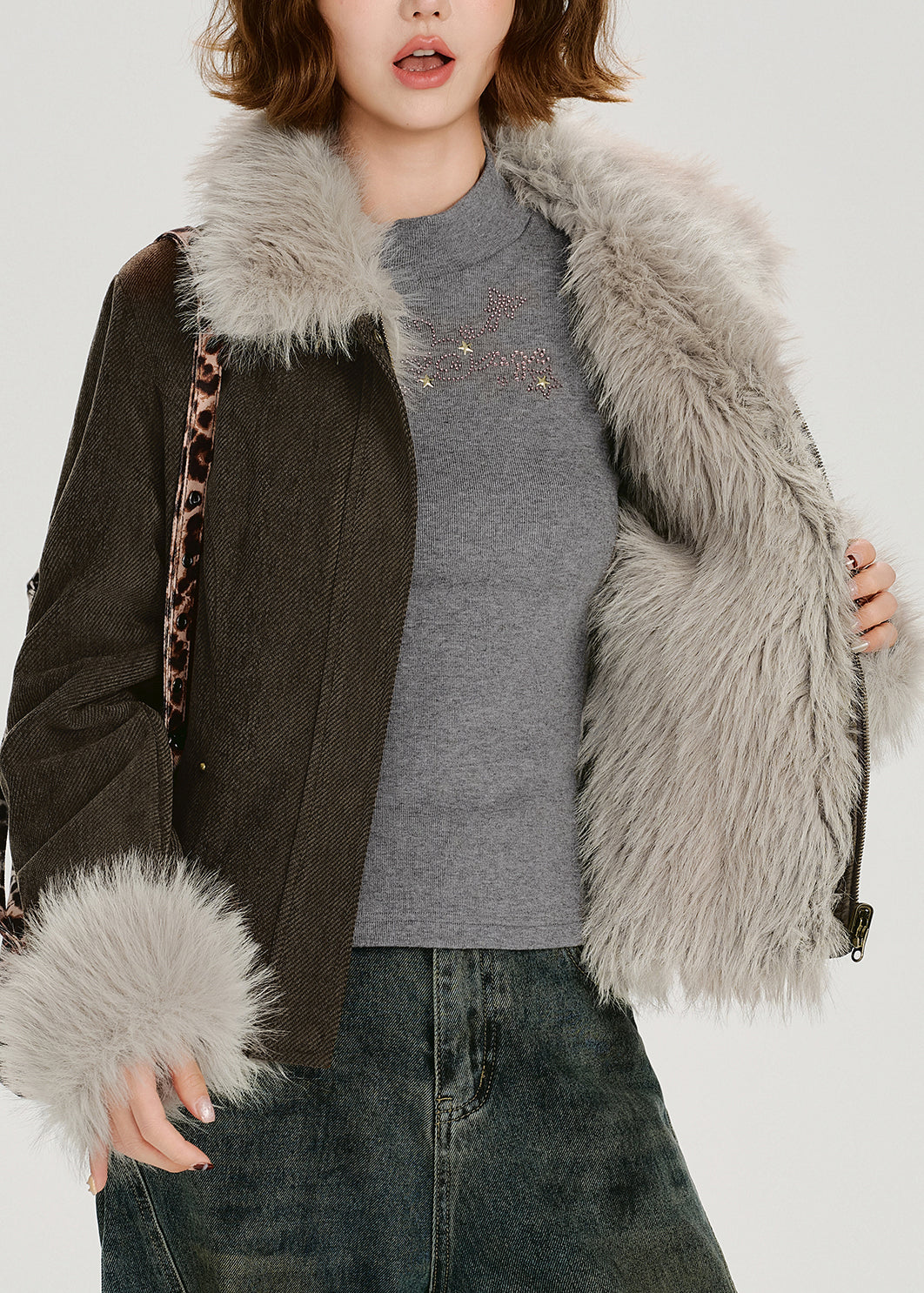 Effortlessly Elegant Coat with a Timeless Design