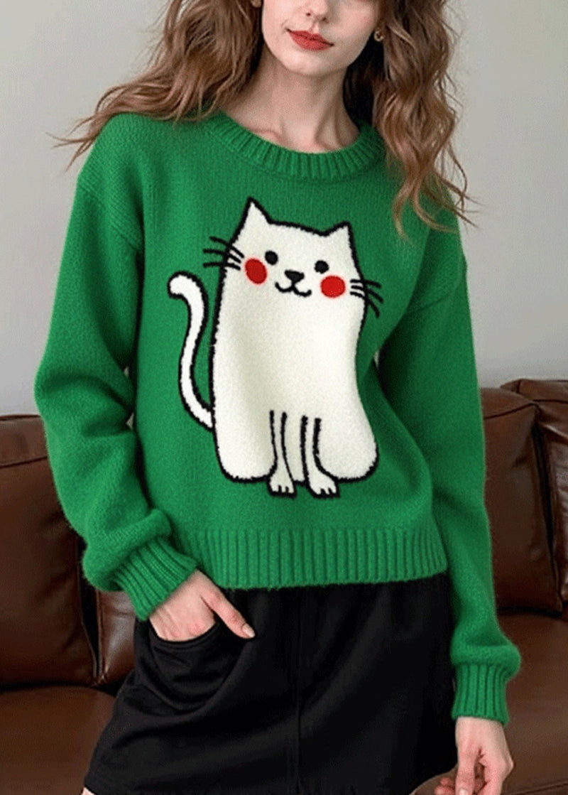 Classic Vintage Sweater with a Flattering Fit