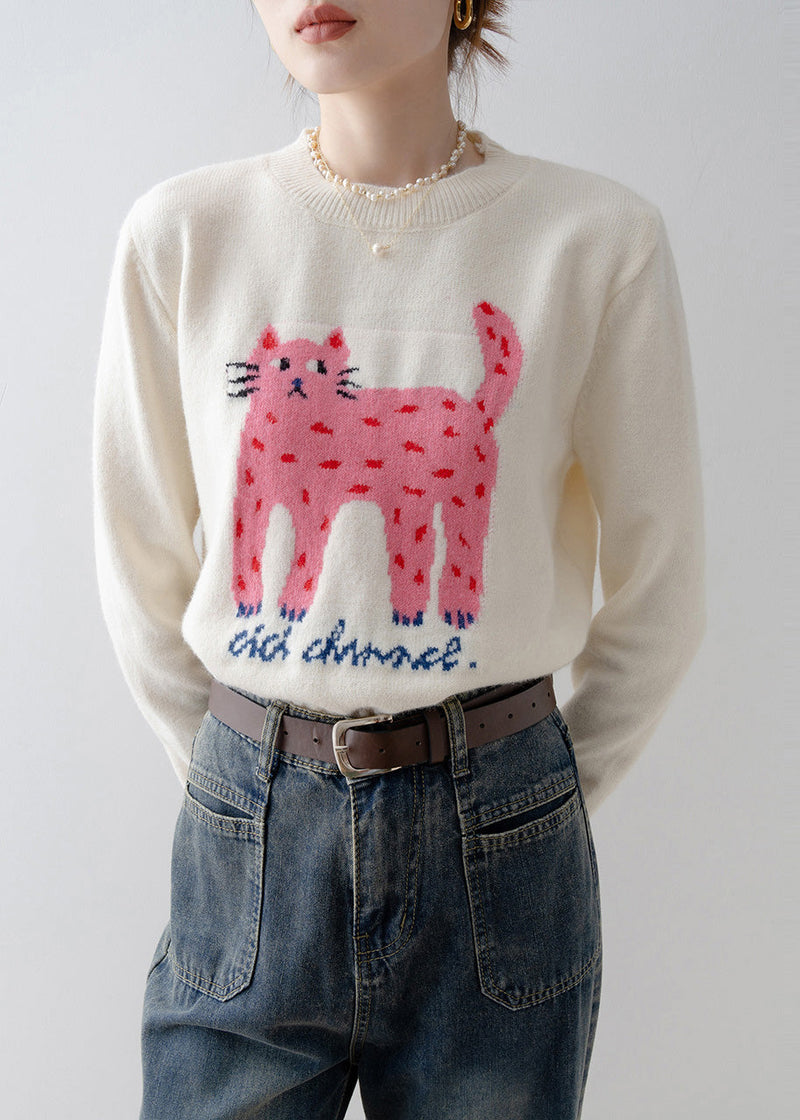 Effortlessly Elegant Sweater with a Timeless Design
