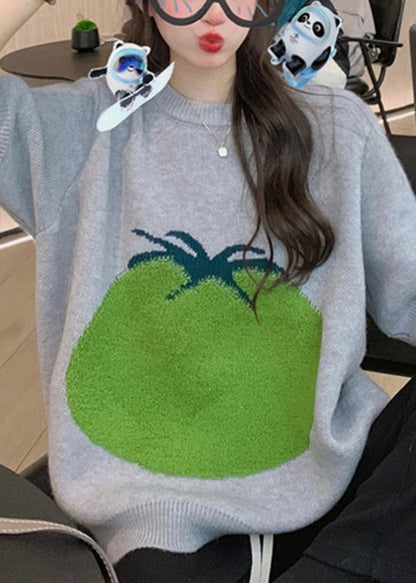Well Tailored Sweater with a Graceful Silhouette