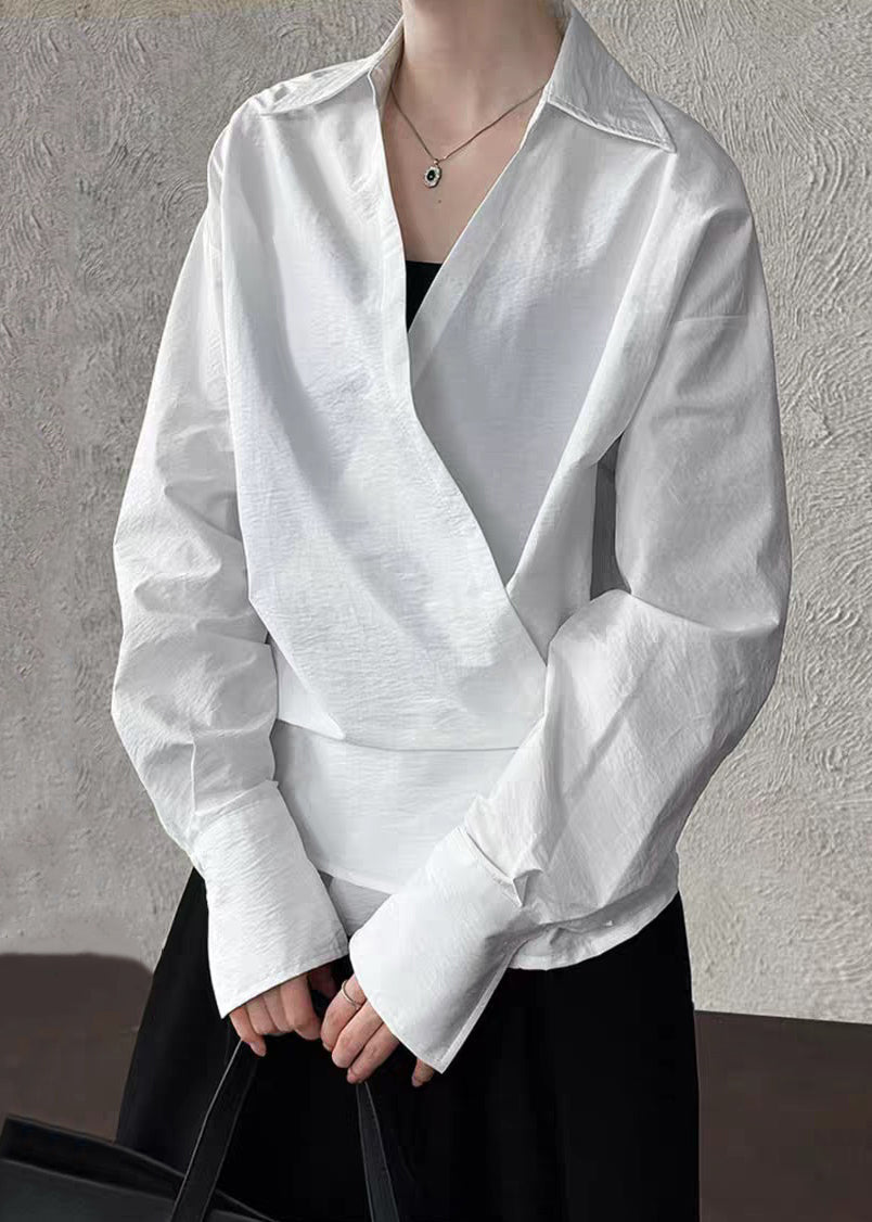 Effortlessly Elegant Shirt with a Timeless Design