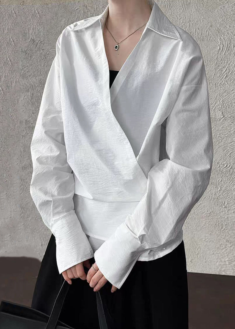Effortlessly Elegant Shirt with a Timeless Design