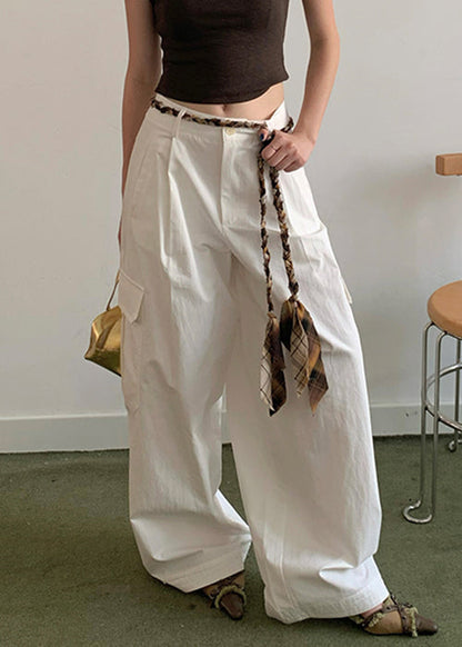Well Tailored Pants with a Graceful Silhouette
