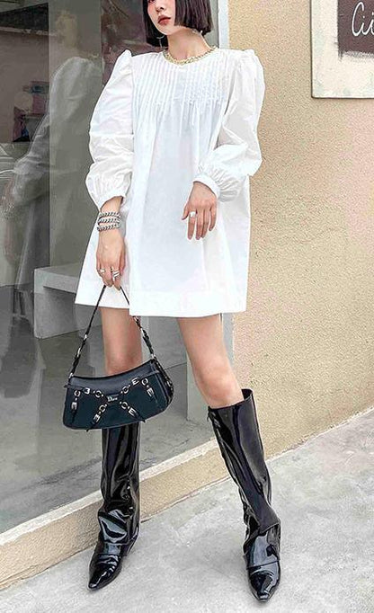 Well Tailored Dress with a Graceful Silhouette