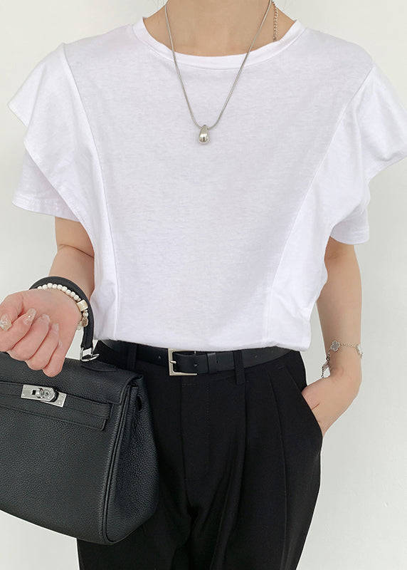 Sophisticated Garment with a Clean Classic Look