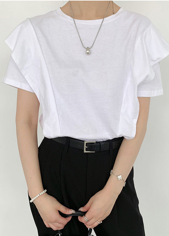 Sophisticated Garment with a Clean Classic Look
