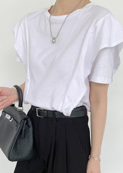 Sophisticated Garment with a Clean Classic Look