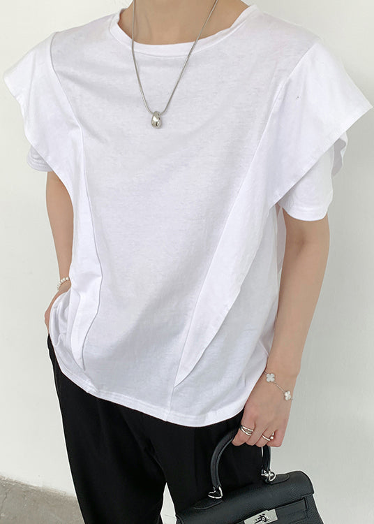 Sophisticated Garment with a Clean Classic Look