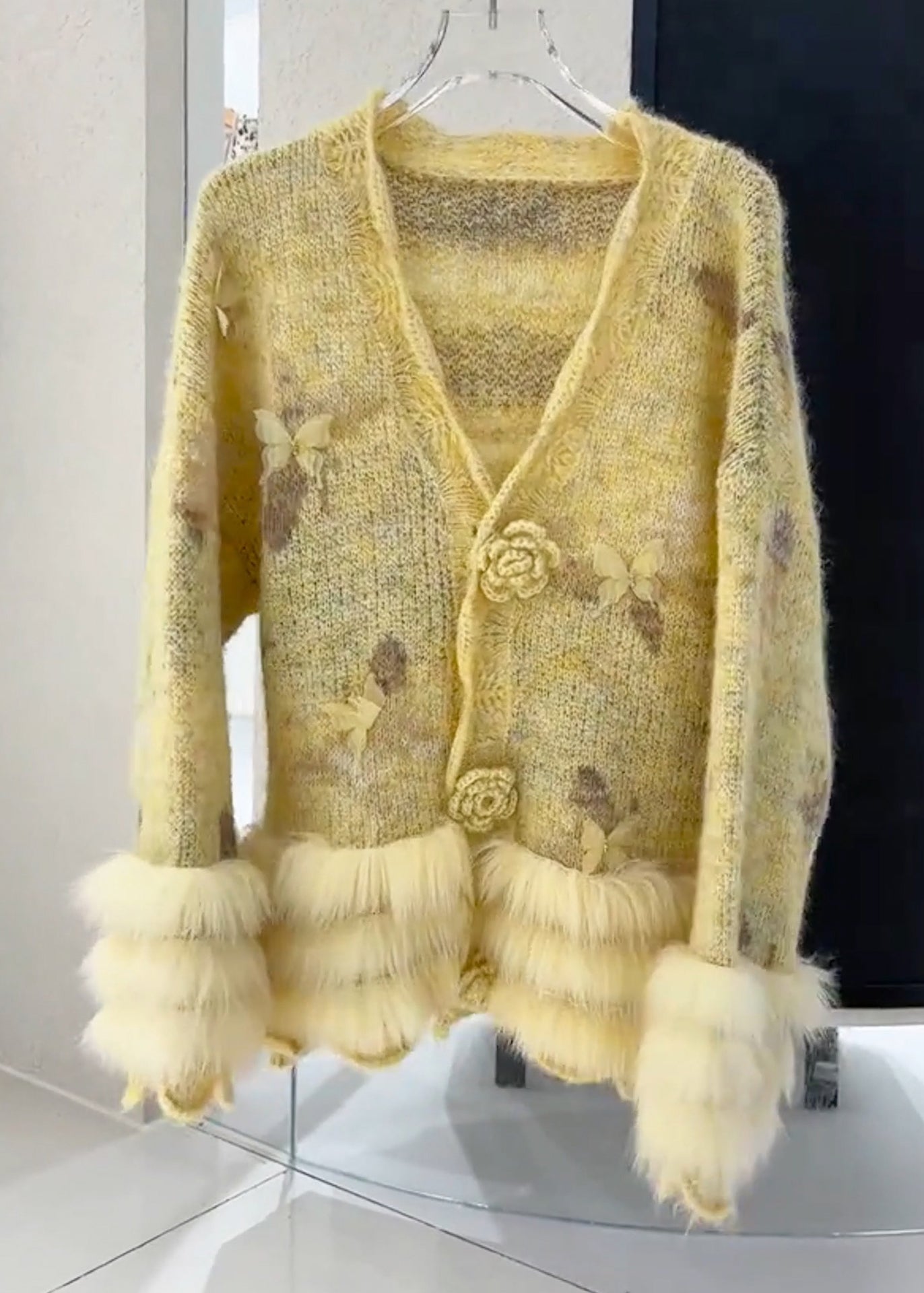 Classic Vintage Cardigan with a Flattering Fit