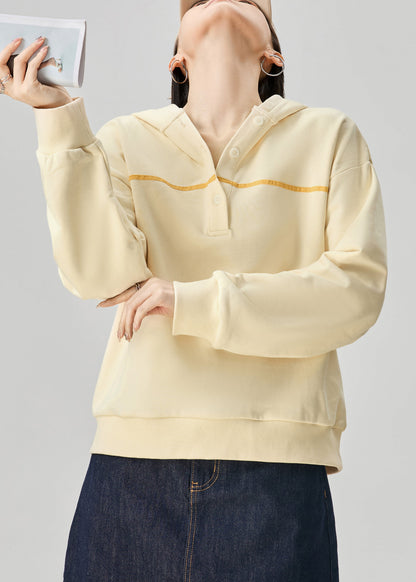 Well Tailored Shirt with a Graceful Silhouette