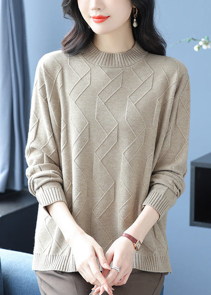 Beautifully Finished Pullover in a Timeless Design
