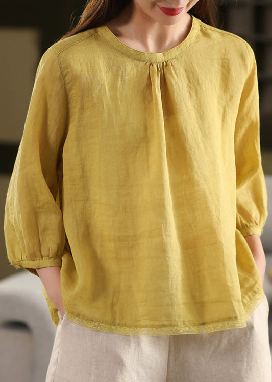 Sophisticated Blouse with a Clean Classic Look