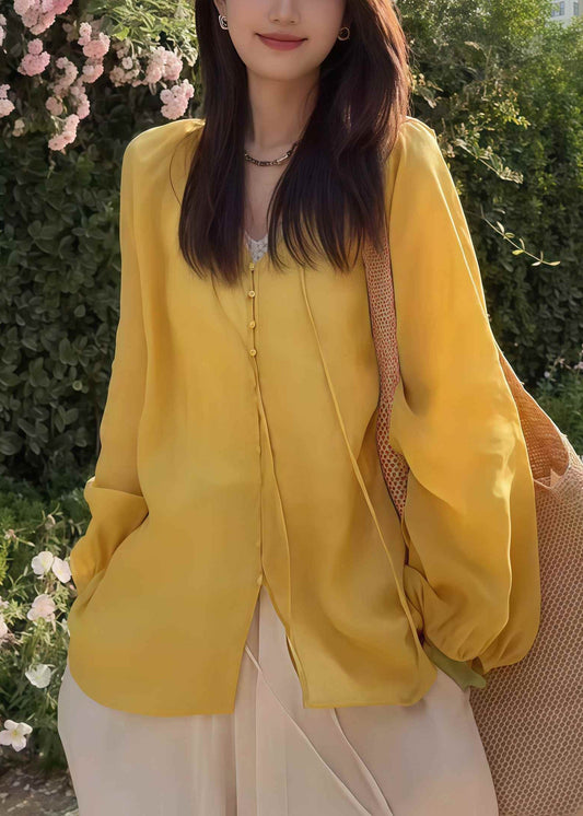 Well Tailored Shirt with a Graceful Silhouette