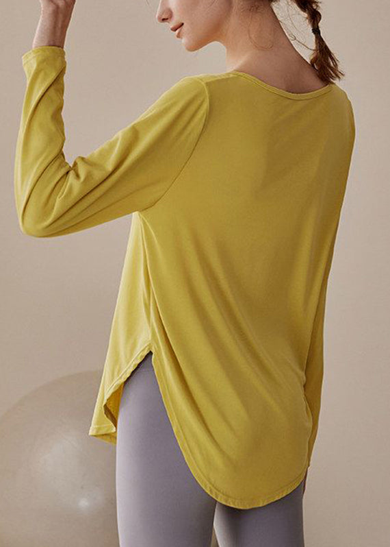 Well Tailored Top with a Graceful Silhouette