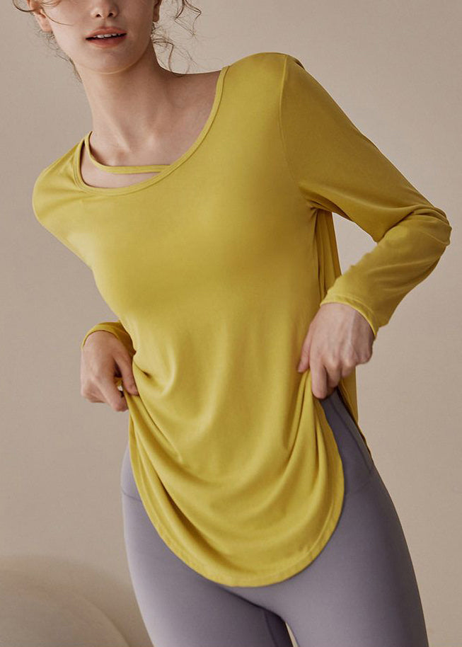Well Tailored Top with a Graceful Silhouette