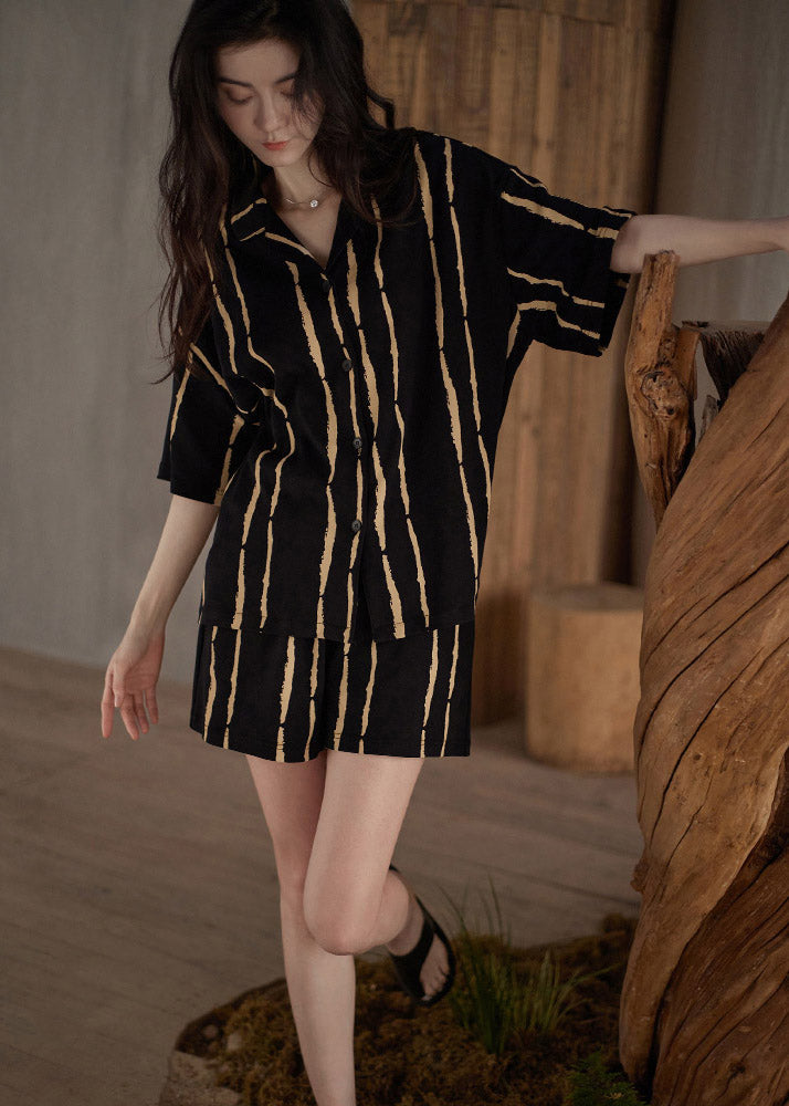 Beautifully Finished Garment in a Timeless Design