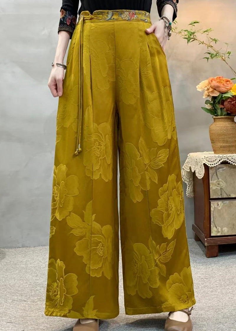 Classic Vintage Pants with a Flattering Fit