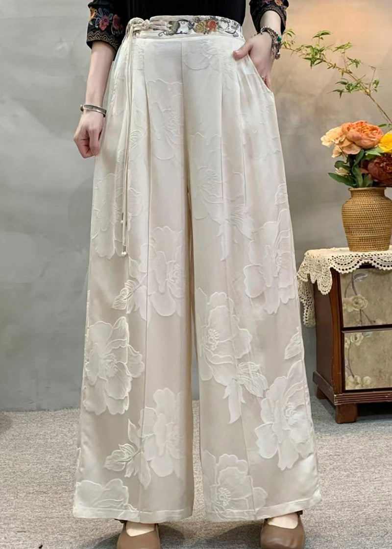 Classic Vintage Pants with a Flattering Fit