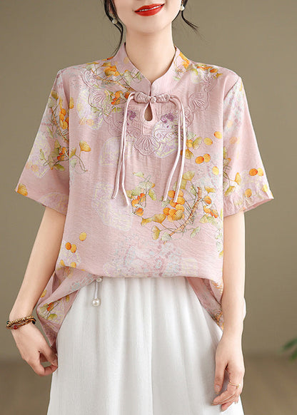 Well Tailored Blouse with a Graceful Silhouette