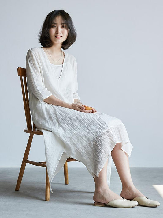 Well Tailored Dress with a Graceful Silhouette