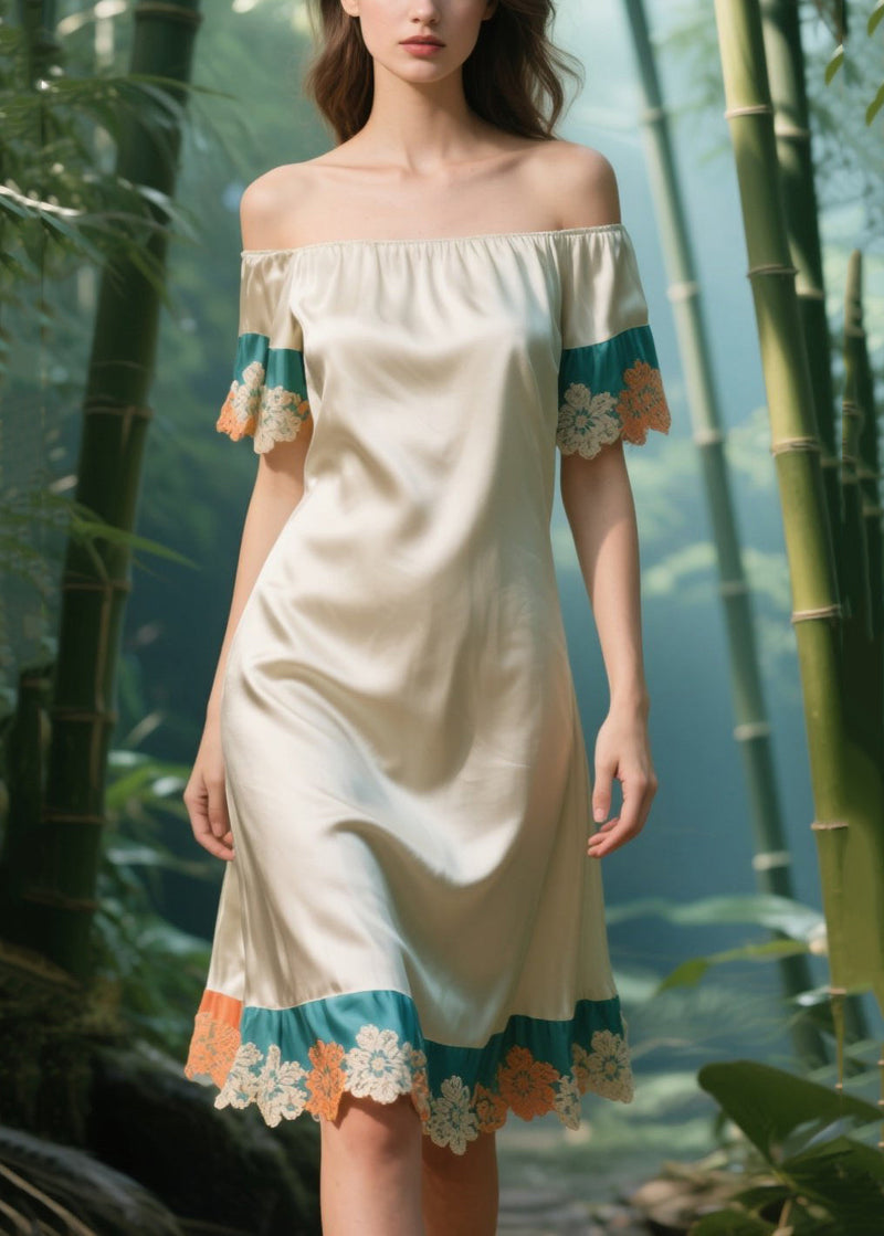 Beautifully Finished Dress in a Timeless Design