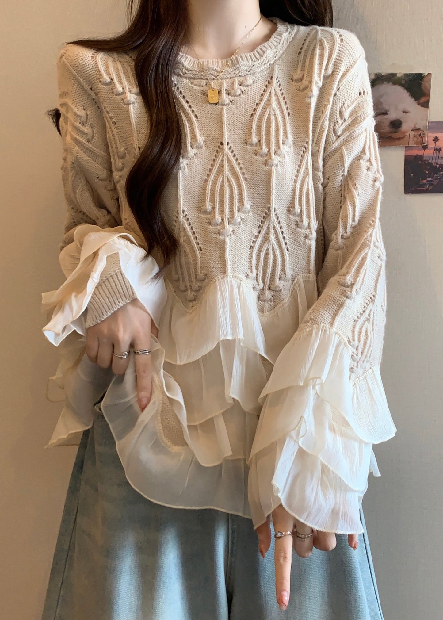 Classic Vintage Sweater with a Flattering Fit