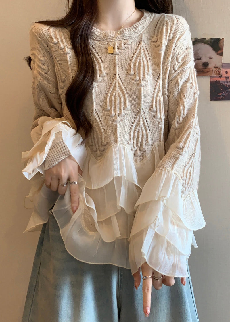 Classic Vintage Sweater with a Flattering Fit