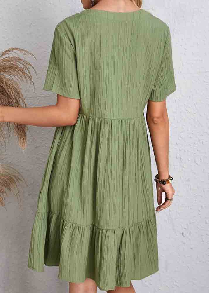 Gracefully Styled Dress for Any Occasion