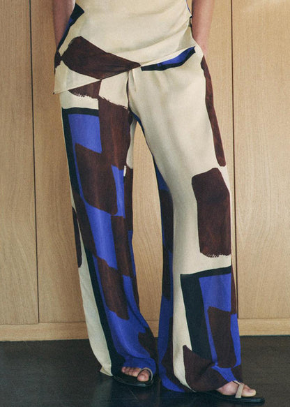 Gracefully Styled Pants for Any Occasion